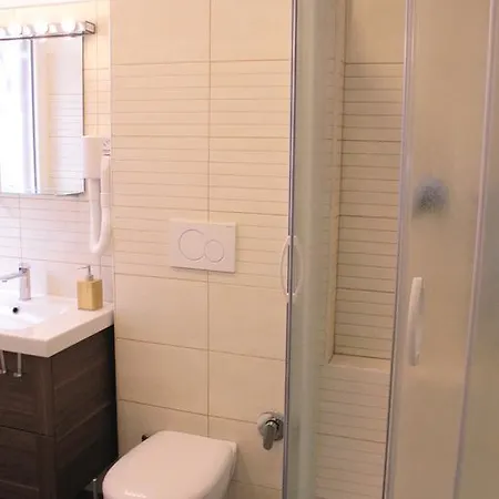 Arcadia Domus Гостевой дом Рим